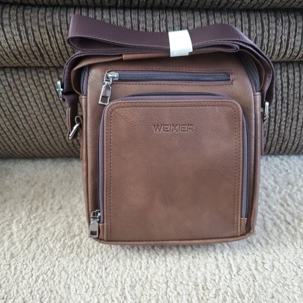 Weixier brown messenger bag
